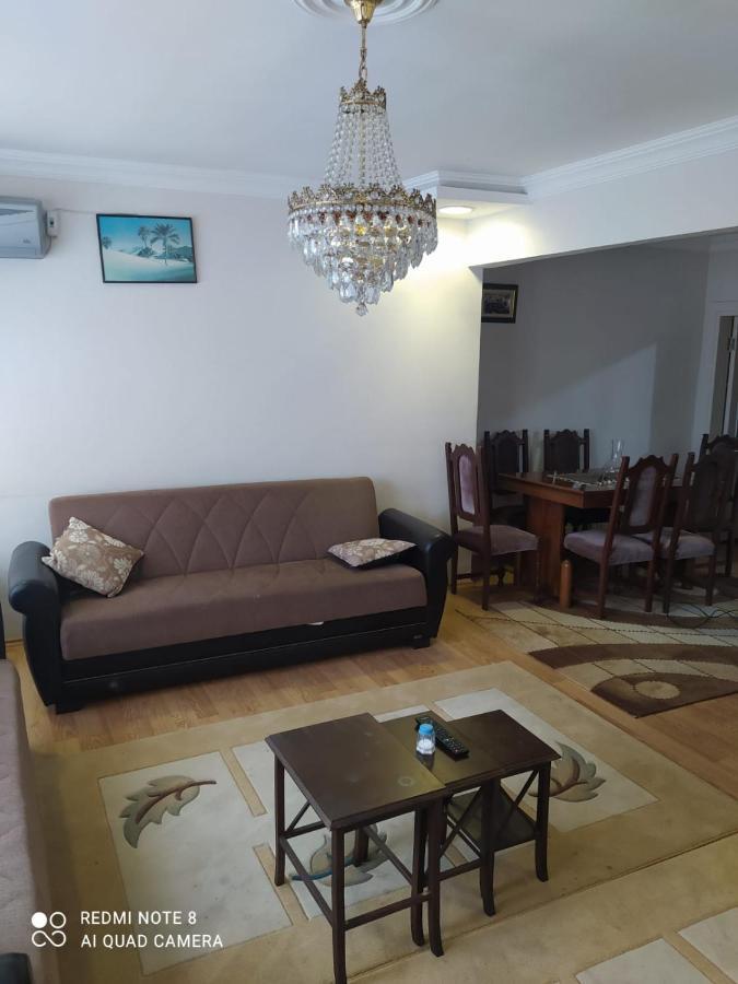 Uskudar Meydana Yakin 2+1 Full Apartman Isztambul Kültér fotó